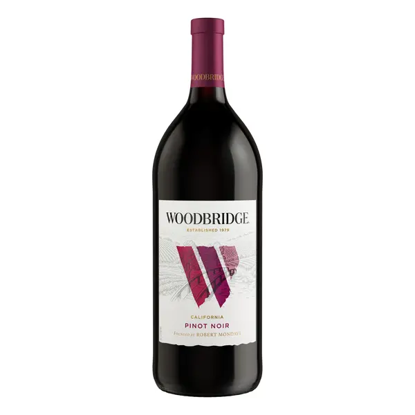 Woodbridge Pinot Noir, Red Wine, 1.5 L